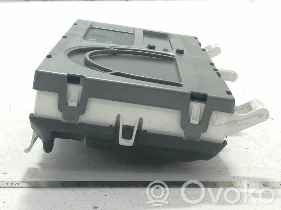 Renault Modus Speedometer (instrument cluster) 