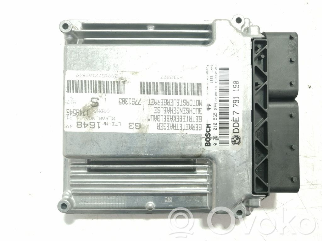 BMW 5 E39 Sterownik / Moduł ECU 