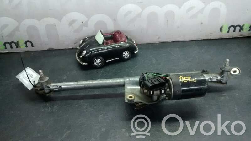 Opel Vectra B Moteur d'essuie-glace 