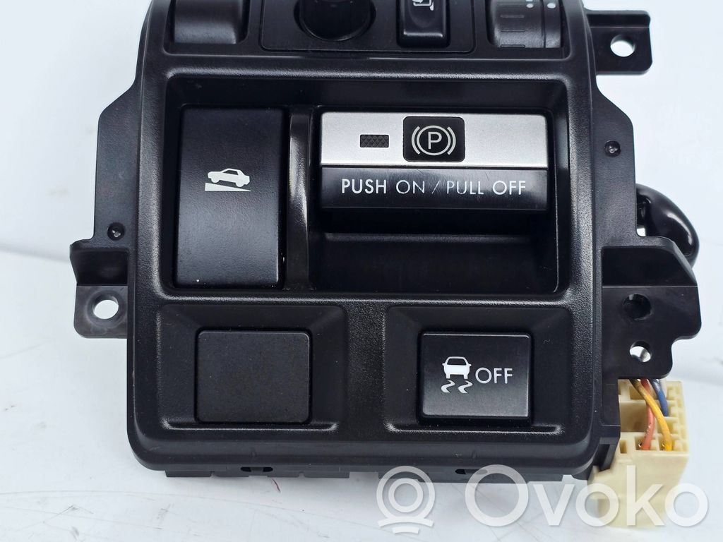 Wing mirror switch   83061AJ000,3573A98