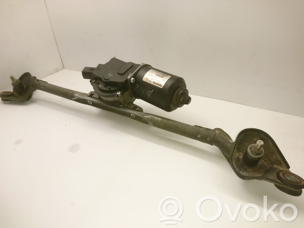 Toyota Avensis T250 Mechanizm i silniczek wycieraczek szyby przedniej / czołowej 