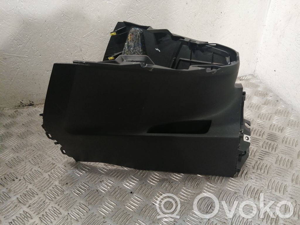 Toyota Verso Centrālā konsole 