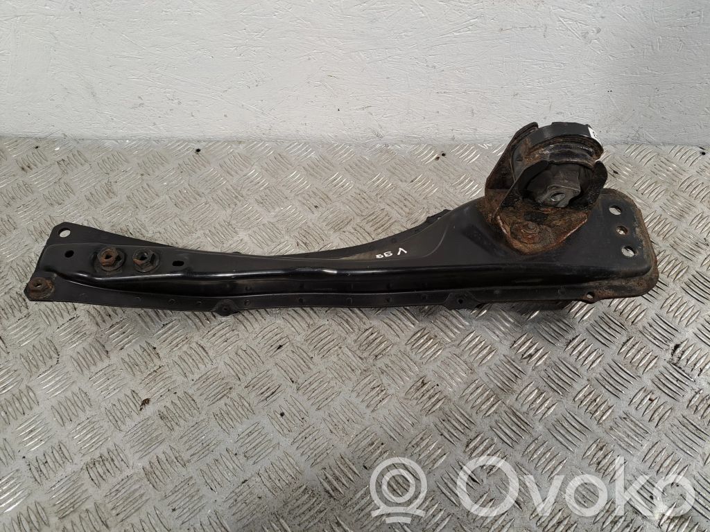 Toyota Corolla Verso AR10 Front subframe 