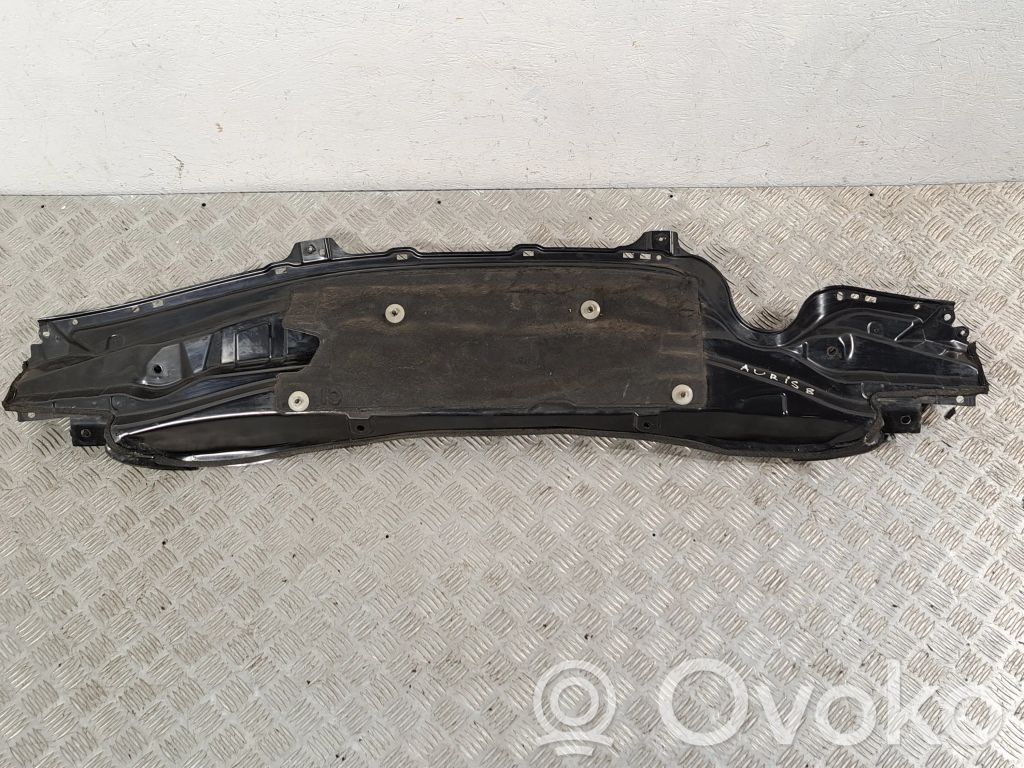 Engine compartment bulkhead   5570102170