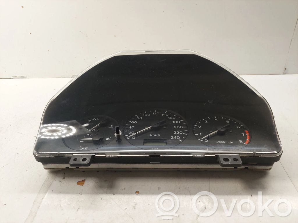 Mazda 626 Speedometer (instrument cluster) 