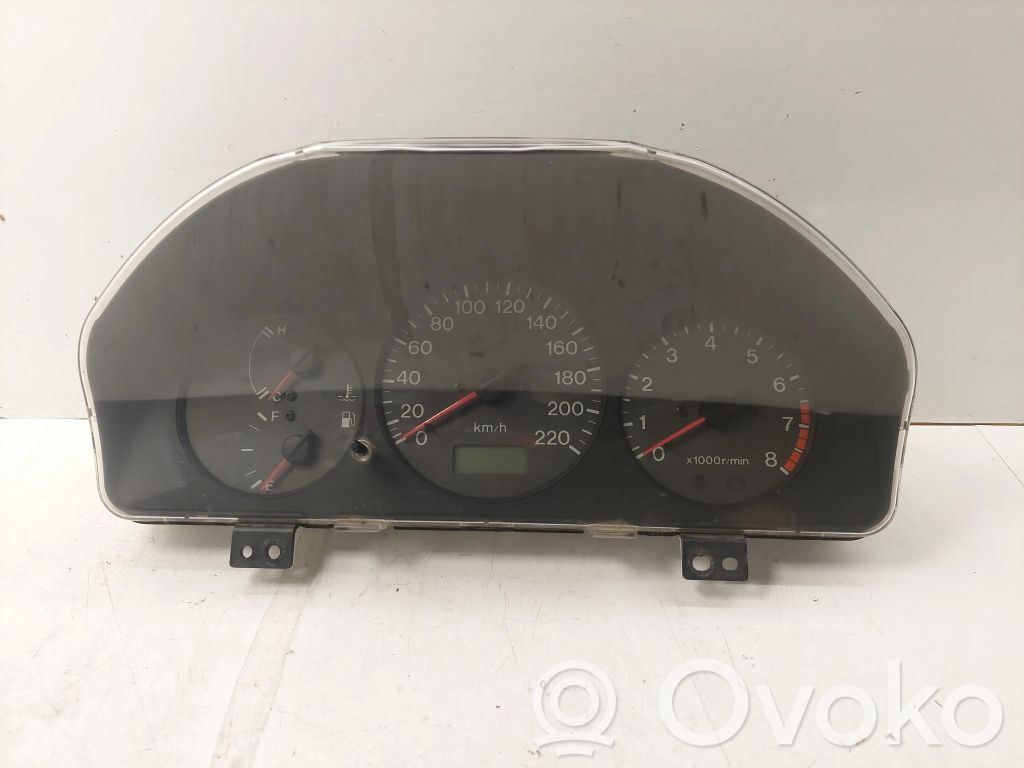 Mazda 323 F Speedometer (instrument cluster) 