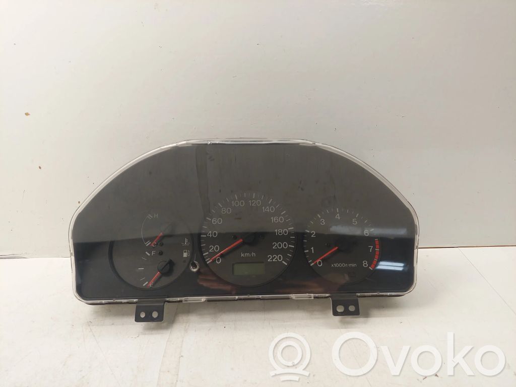 Mazda 323 F Speedometer (instrument cluster) 