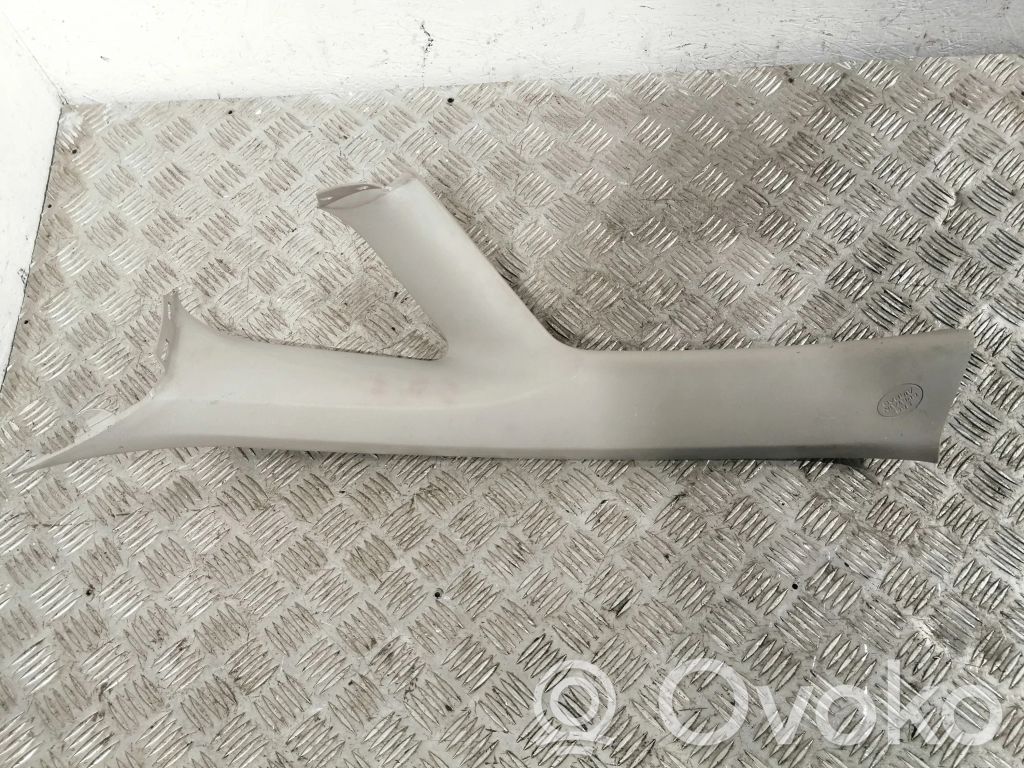 Toyota Auris 150 Pilar (A) 