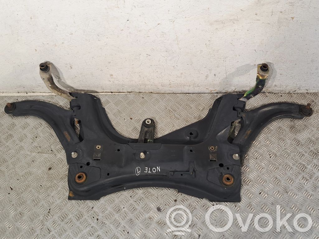 Nissan Note (E11) Front subframe 