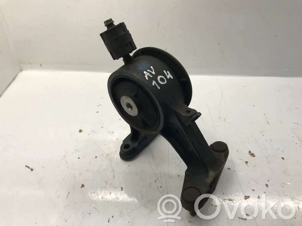 Toyota Avensis T270 Engine mount bracket 