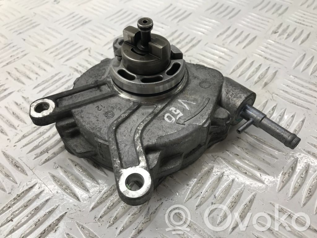 Toyota Verso Vacuum pump 