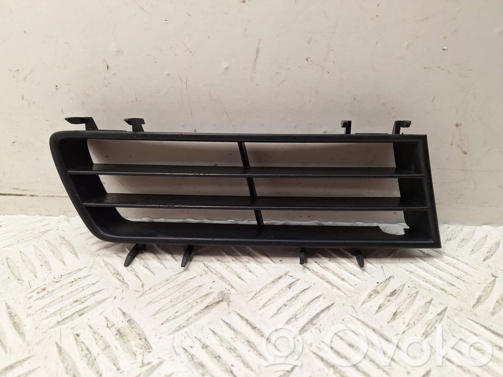 Saab 9-5 Front bumper lower grill 