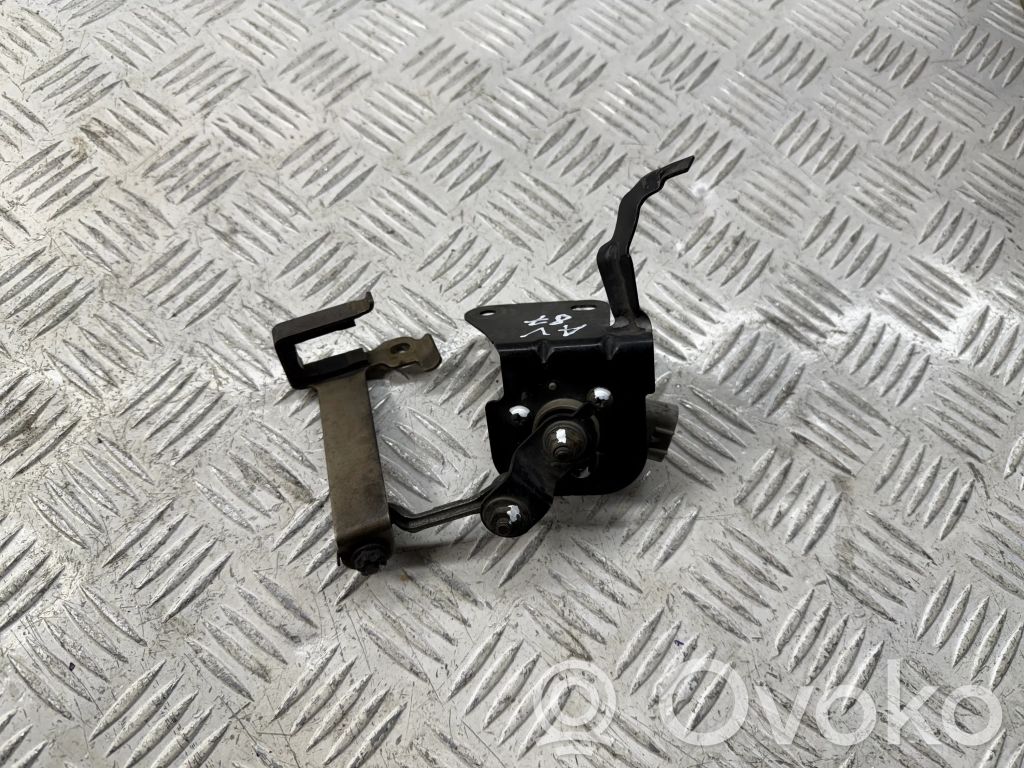 Toyota Avensis T250 Headlight/headlamp level sensor 
