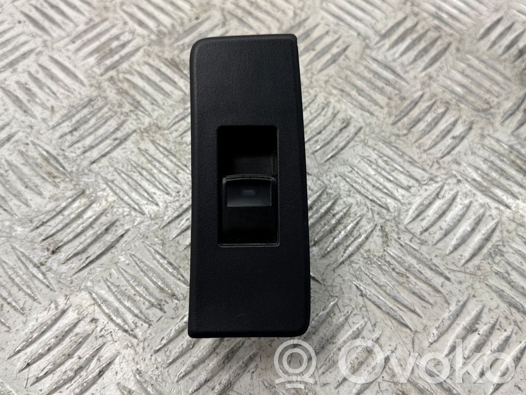Electric window control switch   742720F010B0,742720F010,8481005070