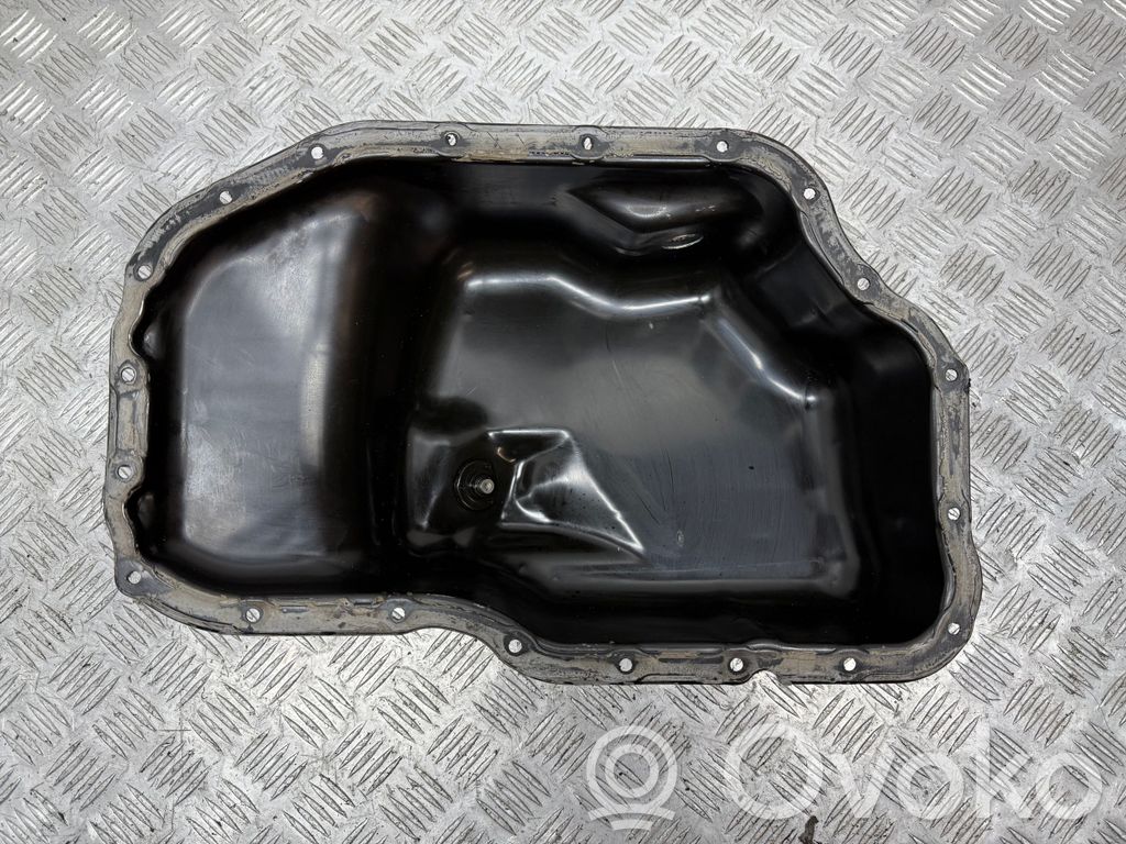 Toyota Corolla Verso AR10 Cárter 
