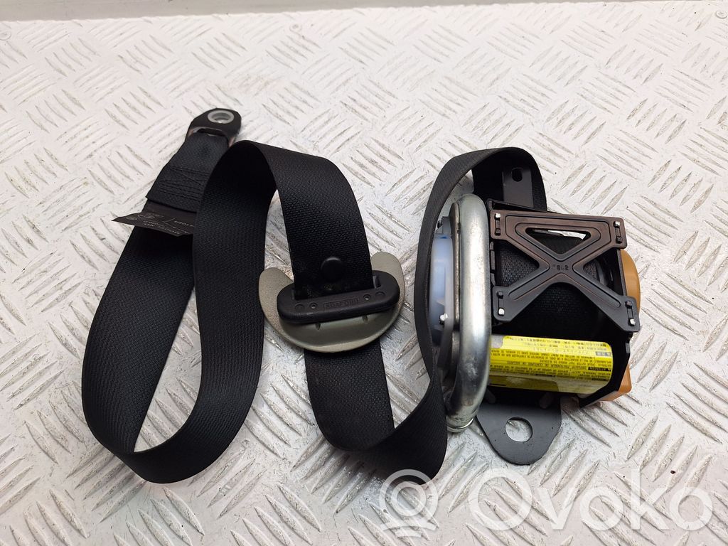 Toyota Avensis T250 Front seatbelt 