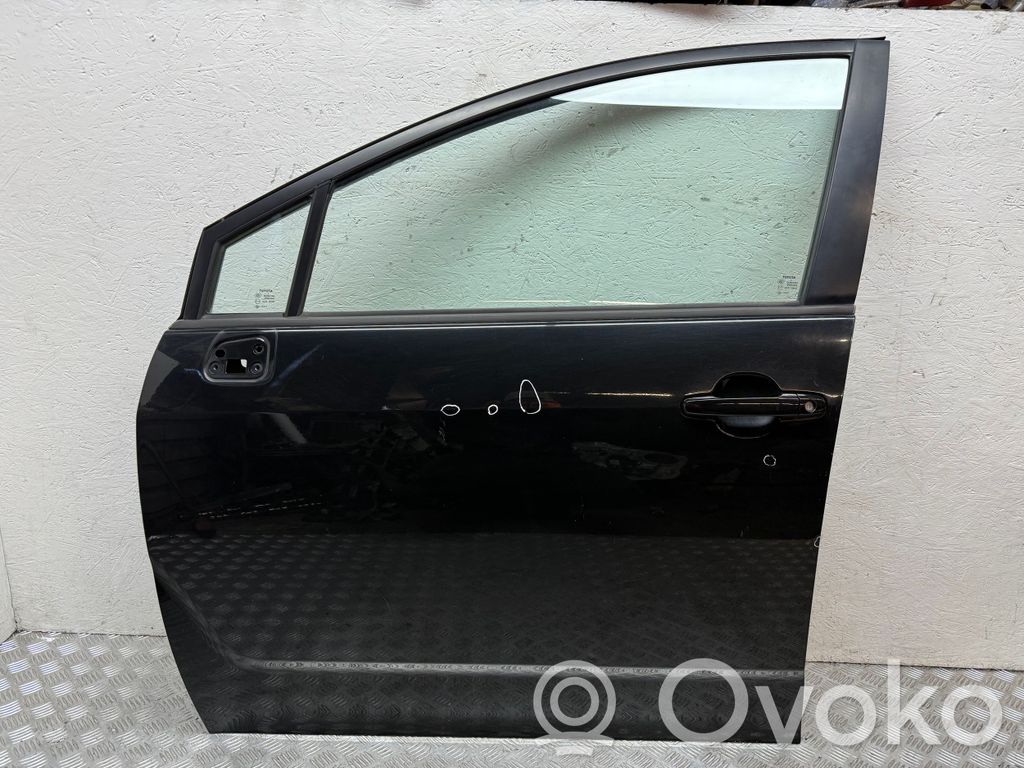 Toyota Corolla Verso AR10 Дверь 