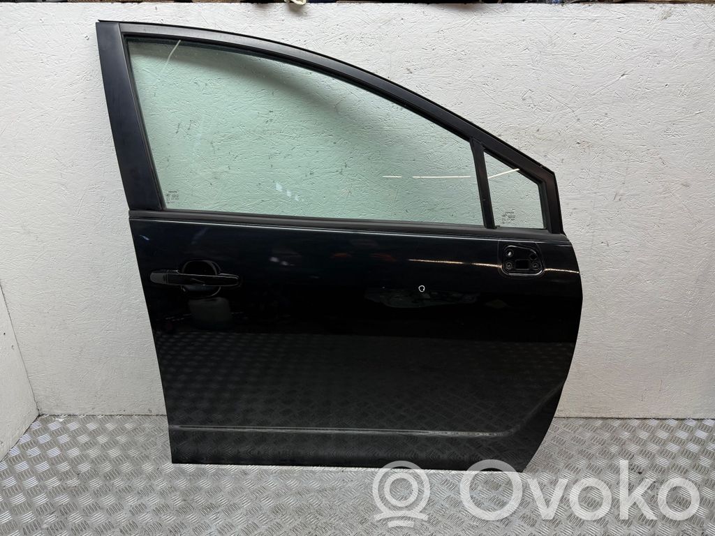 Toyota Corolla Verso AR10 Priekinės durys 