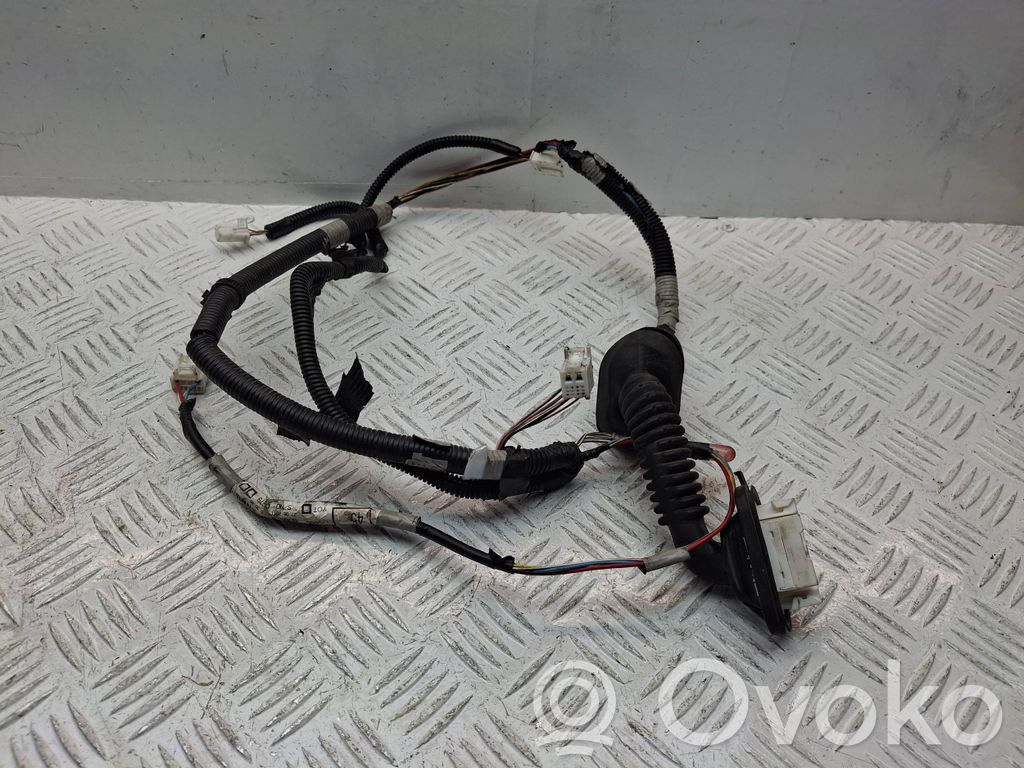 Toyota Verso Cableado de puerta trasera 
