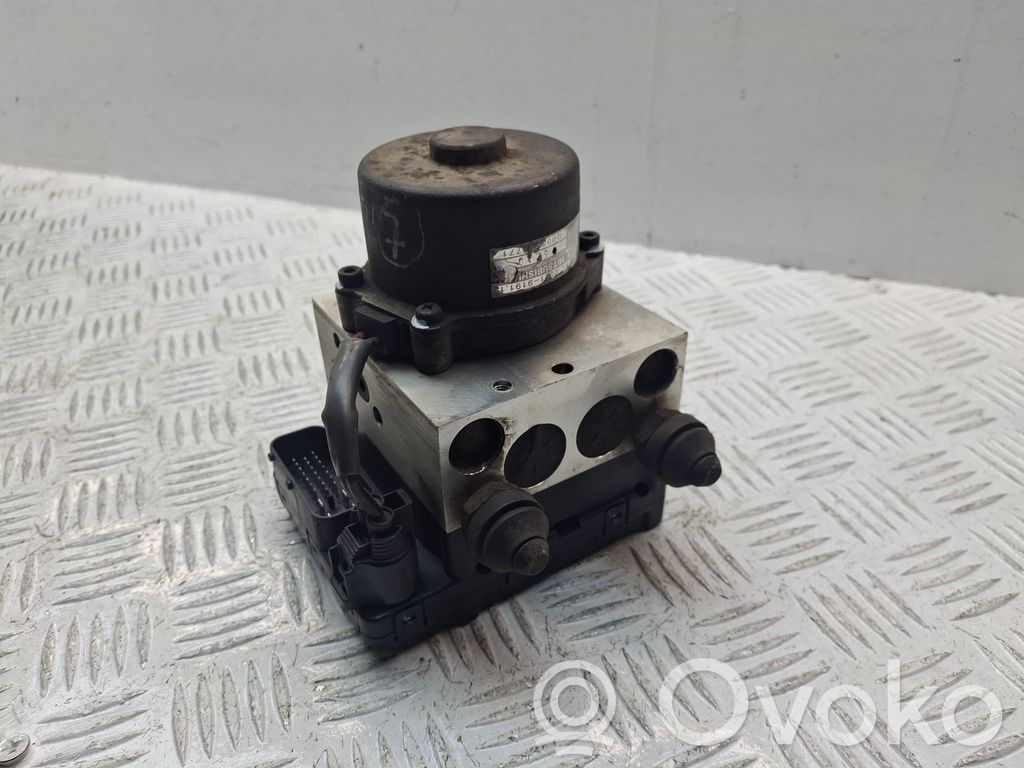 ABS-pumppu   MR289078,AC044001974,AC051191911,Q003105771