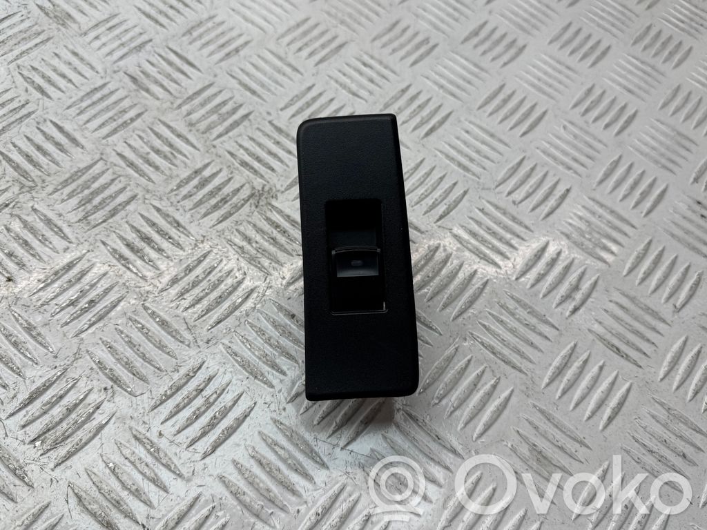 Toyota Verso Electric window control switch 