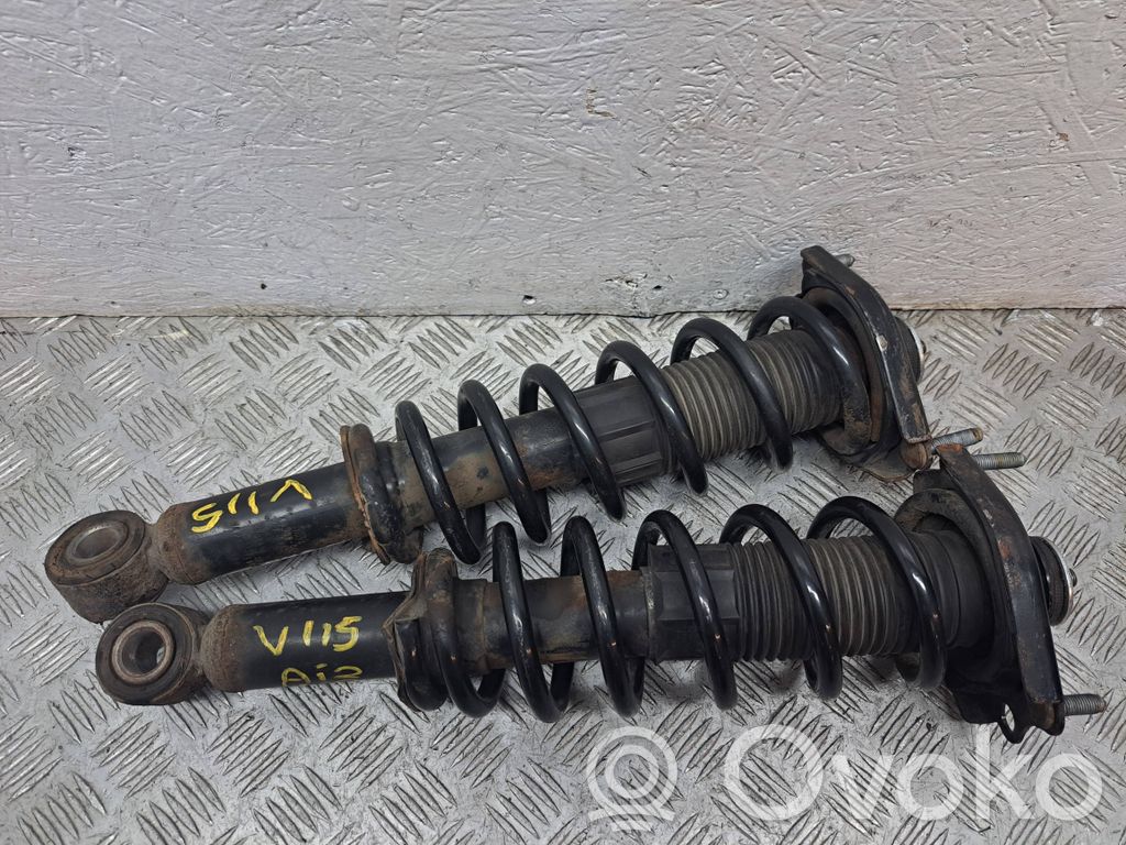 Toyota Corolla Verso AR10 Ansamblu amortizor cu arc spate 
