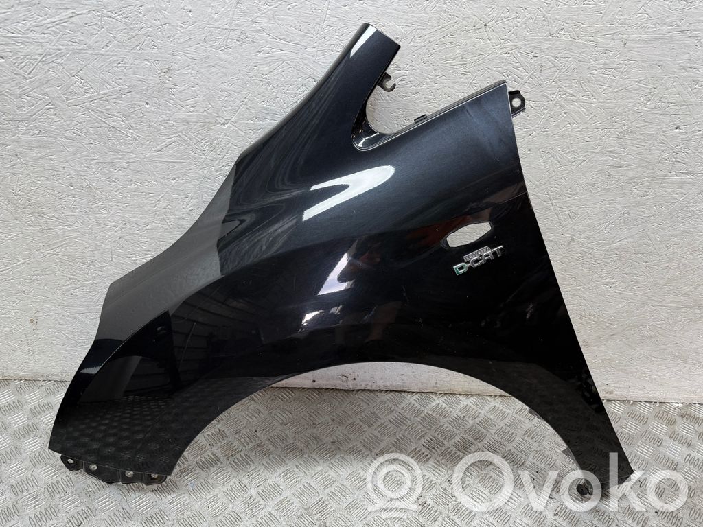 Toyota Verso Sparnas 