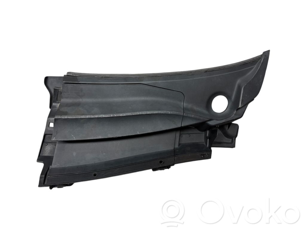 Toyota Auris 150 Windshield trim 