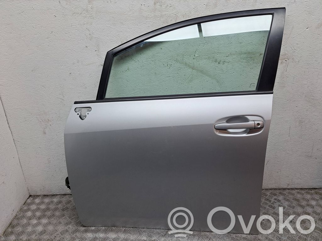 Toyota Verso Front door 