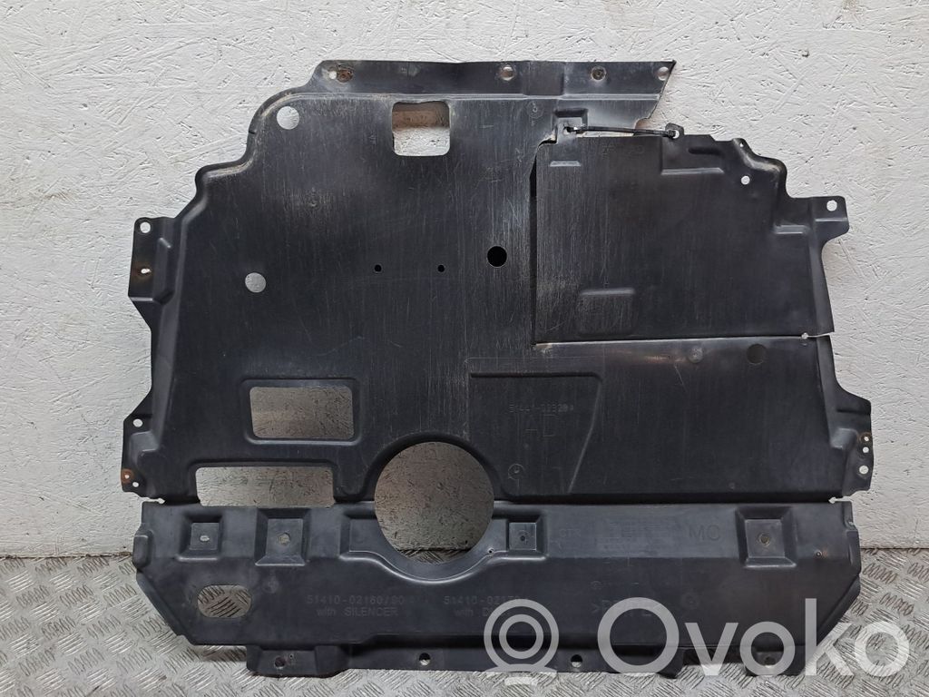 Toyota Avensis T270 Protecție inferioară motor 