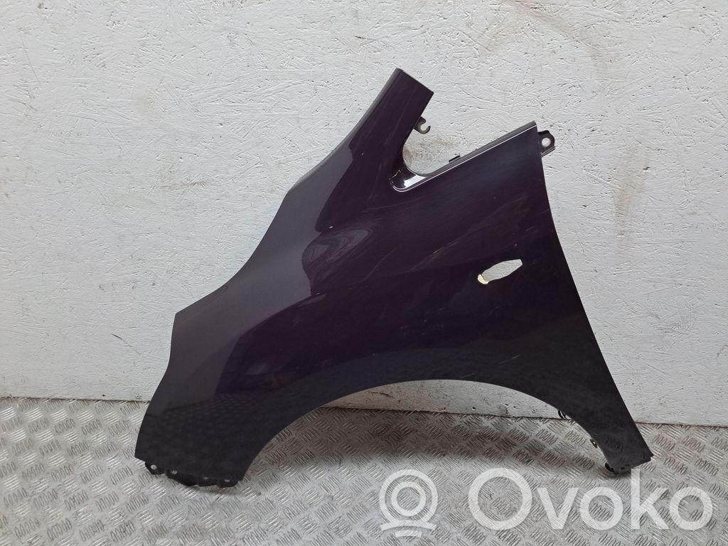 Toyota Verso Sparnas 