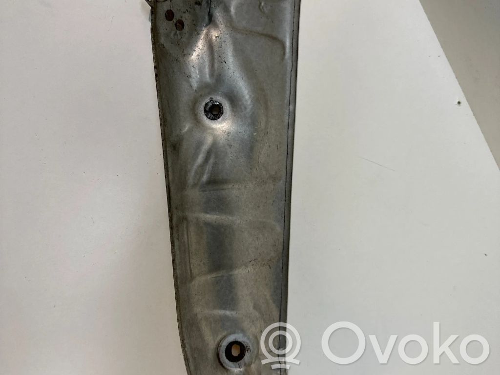 BMW 5 F10 F11 Heat shield in engine bay 