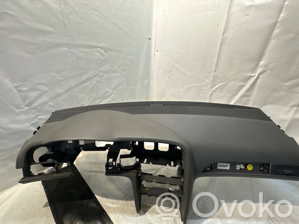 Audi A6 S6 C6 4F Panelis 