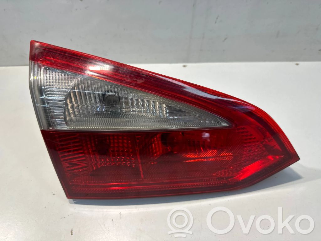 Ford Focus Feux arrière sur hayon 