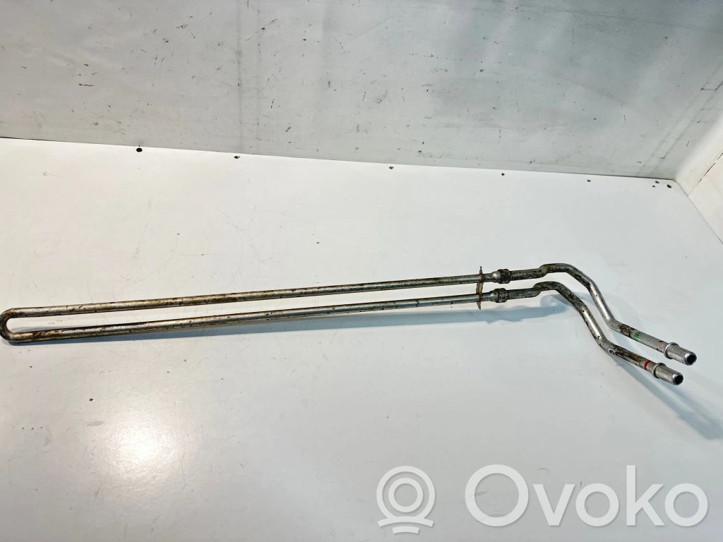 BMW 5 E60 E61 Pārnesumkārbas eļļas dzesētāja caurulīte (-es) / šļūtene (-es) 