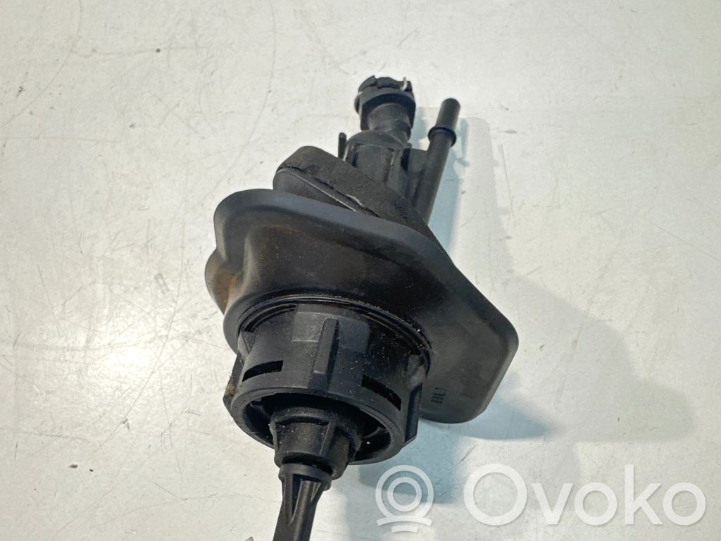 Główny cylinder sprzęgła   3M517A543AE,041218