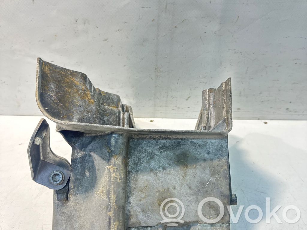 Volkswagen T-Cross Engine mounting bracket 