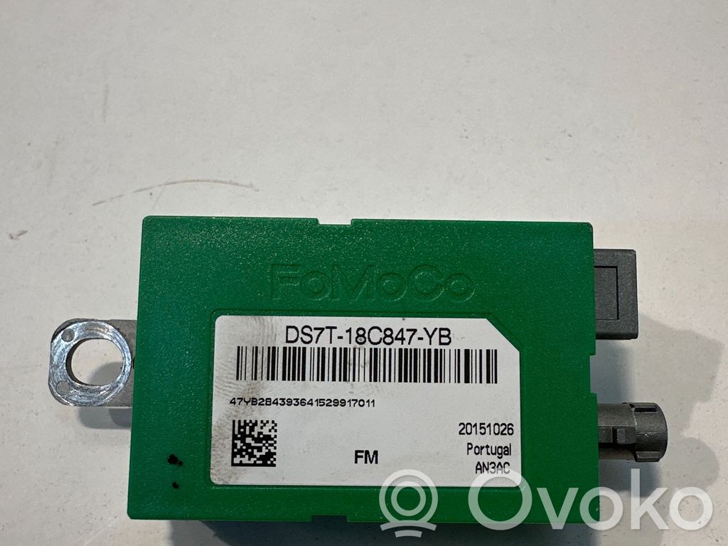 Ford Mondeo MK V Antenos stiprintuvas 