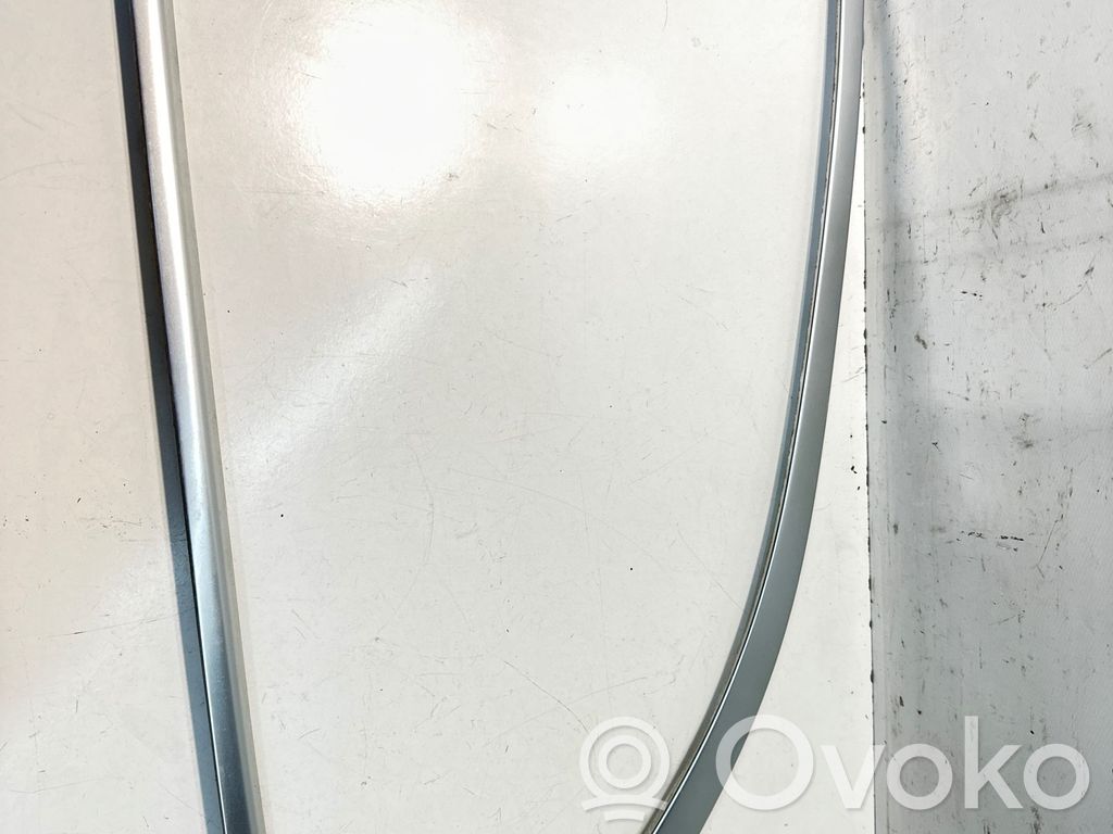 Listwa szyby tylnej   7392185
