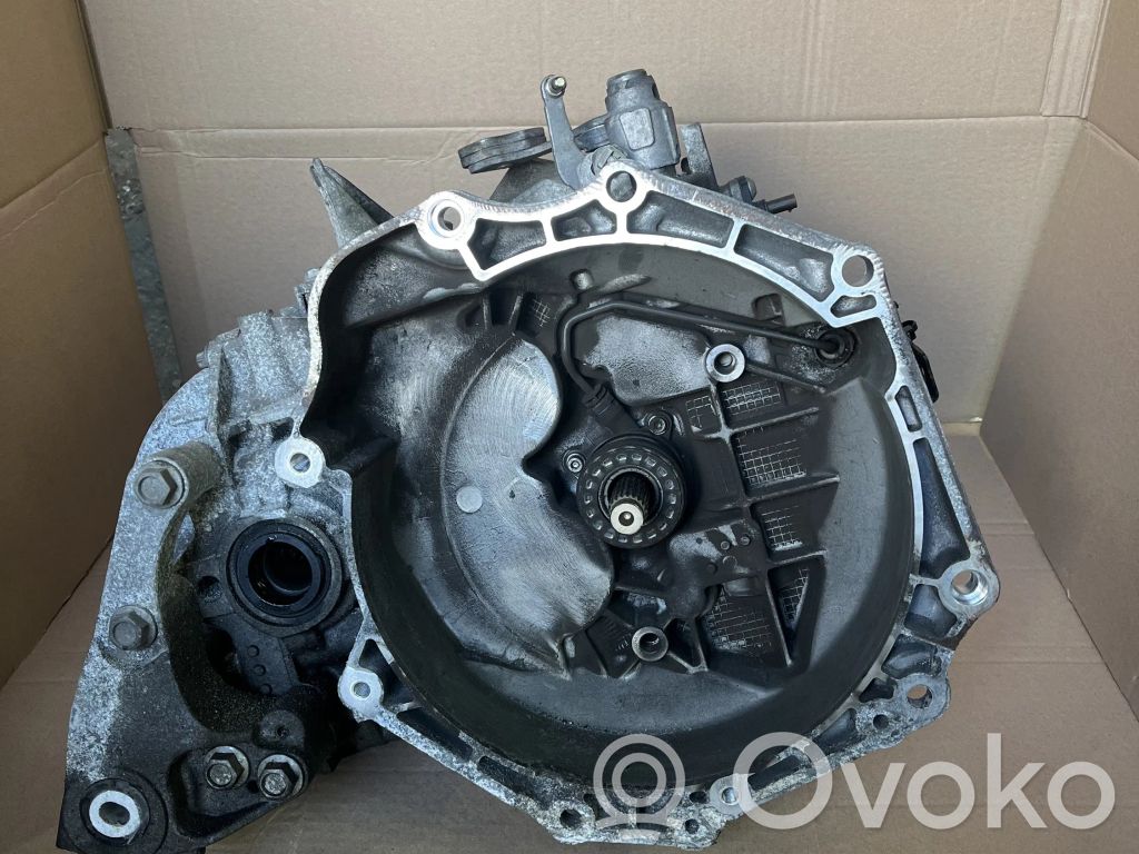 Opel Astra K Manualna 6-biegowa skrzynia biegów 