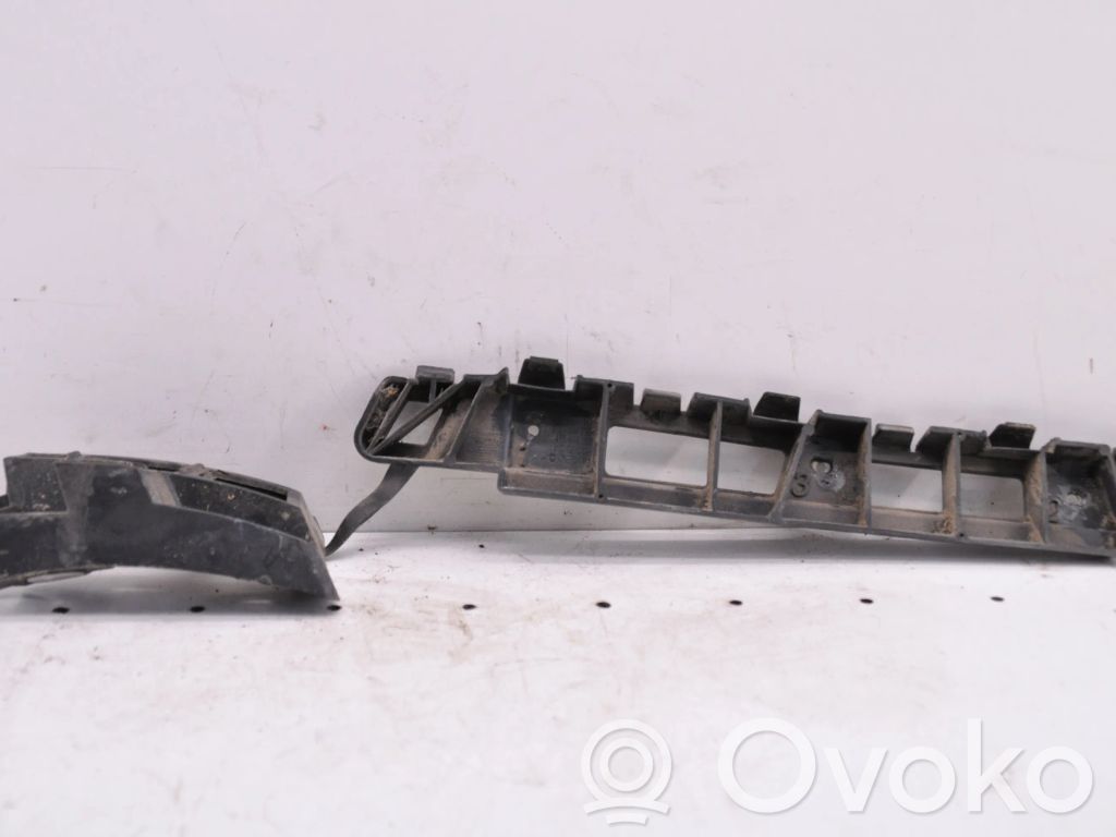 Opel Meriva B Rear bumper mounting bracket 