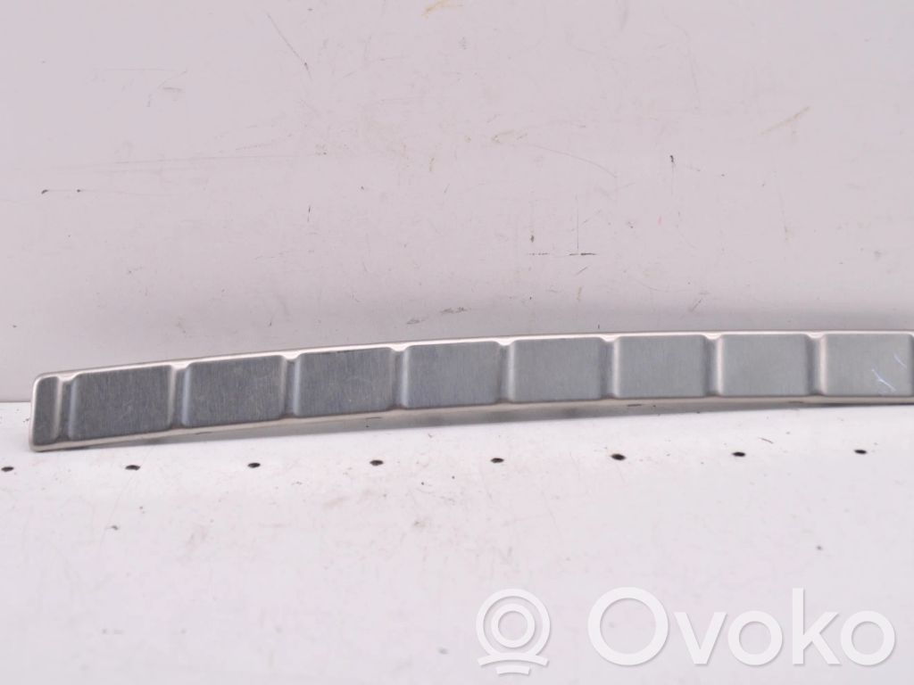 Volvo XC40 Protector del borde del maletero/compartimento de carga 
