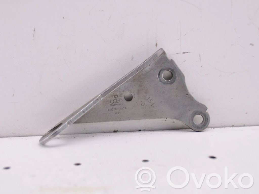 Volkswagen Touran I Engine mounting bracket 