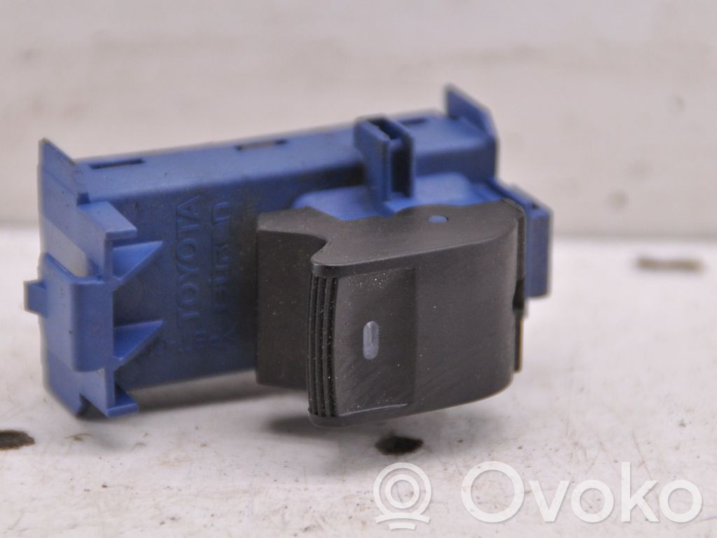 Toyota Avensis T270 Electric window control switch 