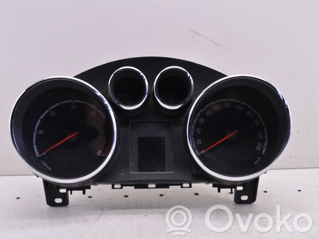 Opel Meriva B Speedometer (instrument cluster) 