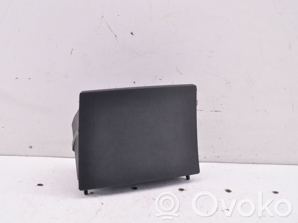 Mercedes-Benz B W245 Car ashtray 