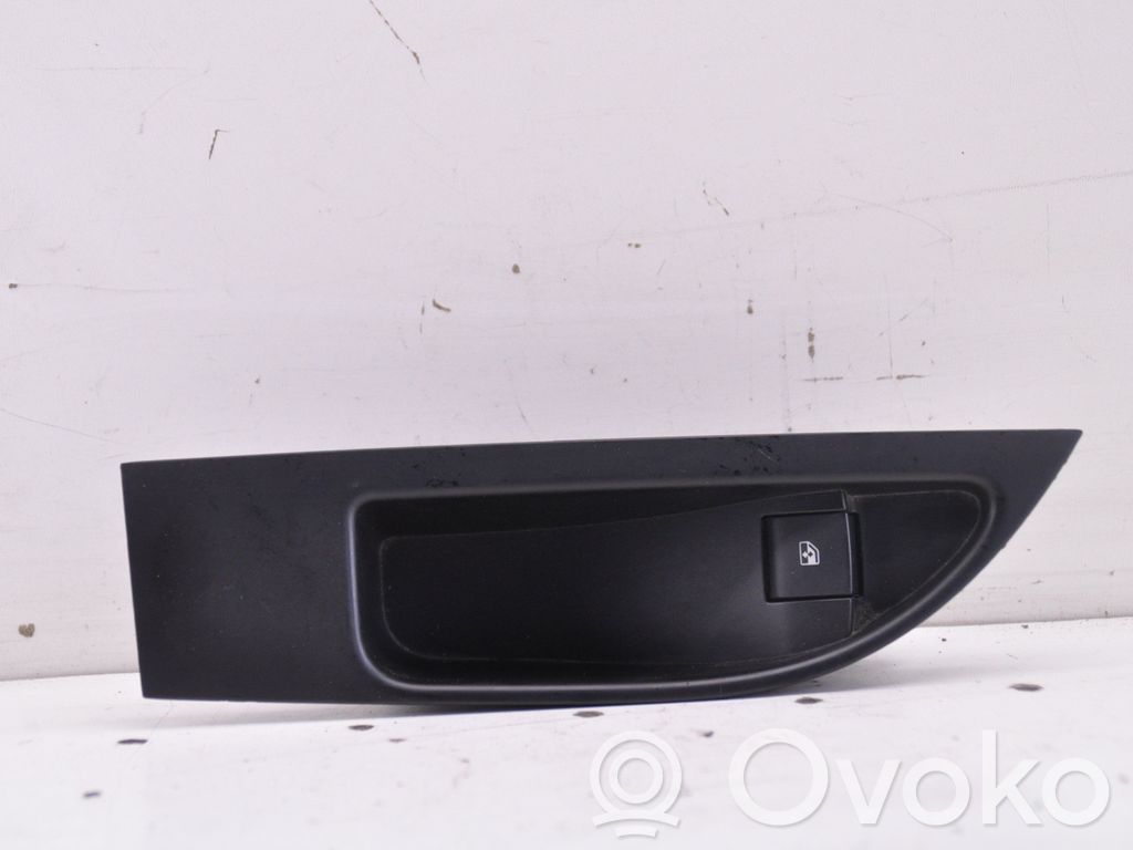 Opel Astra J Electric window control switch 