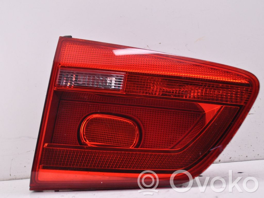 Volkswagen Touran I Lampy tylnej klapy bagażnika 