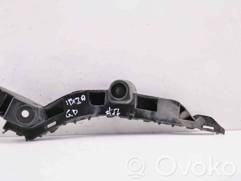 Seat Ibiza V (KJ) Soporte de montaje del parachoques trasero 