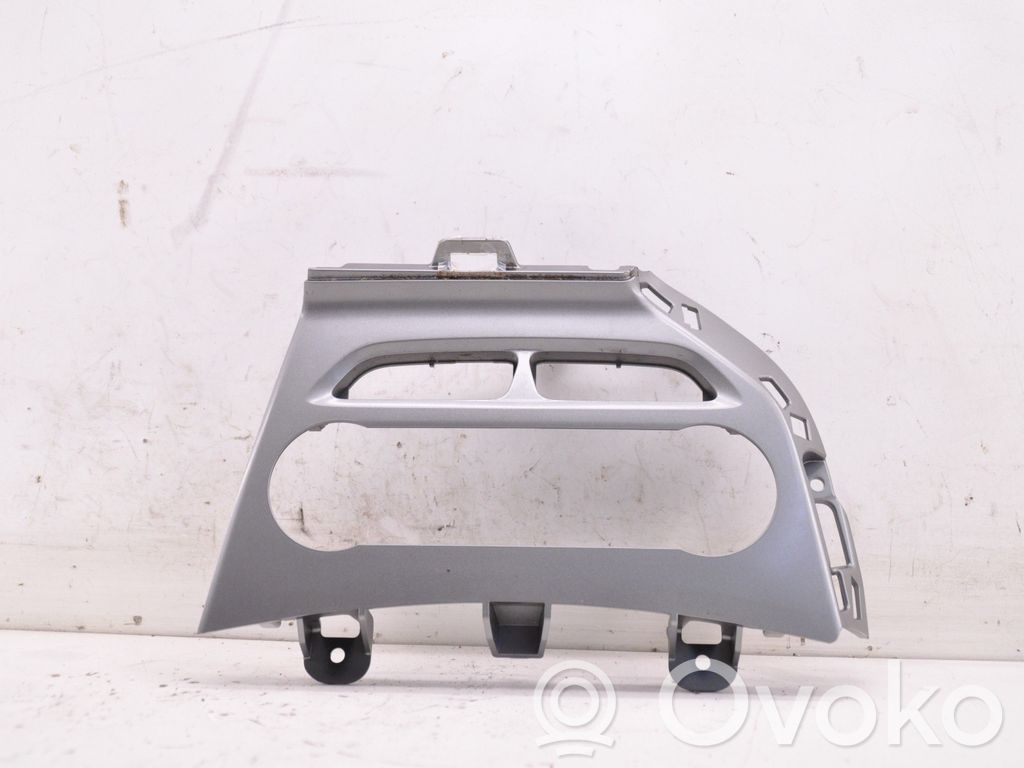 Ford Focus Dashboard glove box trim 